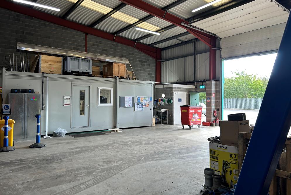 Unit 13, Ecclesbourne Park Industrial Estate, Clover Nook Road